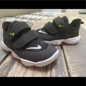 Kids Nike Free Shoes